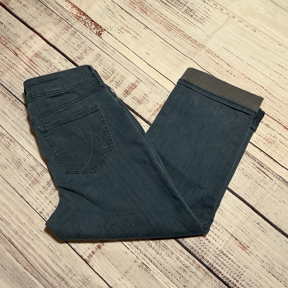 NWT NYDJ Marilyn Crop Cuff Monroe jeans. Size 2. - Picture 2 of 8